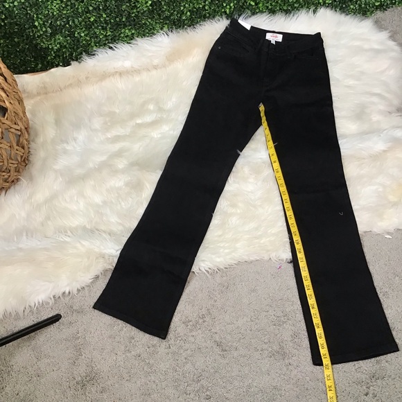 Wrangler Women's Black high rise boot cut Jeans nwt - Picture 4 of 5